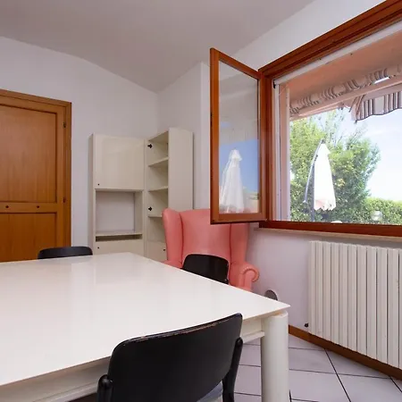 N57 - Numana, Con Giardino A 200mt Dal Mare