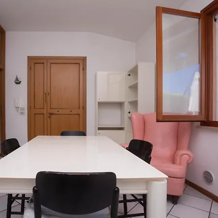 N57 - Numana, Con Giardino A 200mt Dal Mare